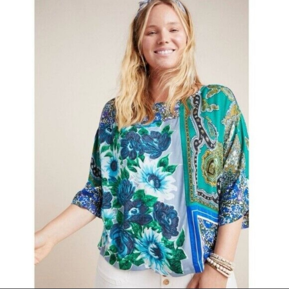 Tiny  Anthropologie green floral patchwork top Women’s Sz M‎
